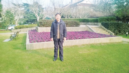 湯善健：數(shù)學守望者